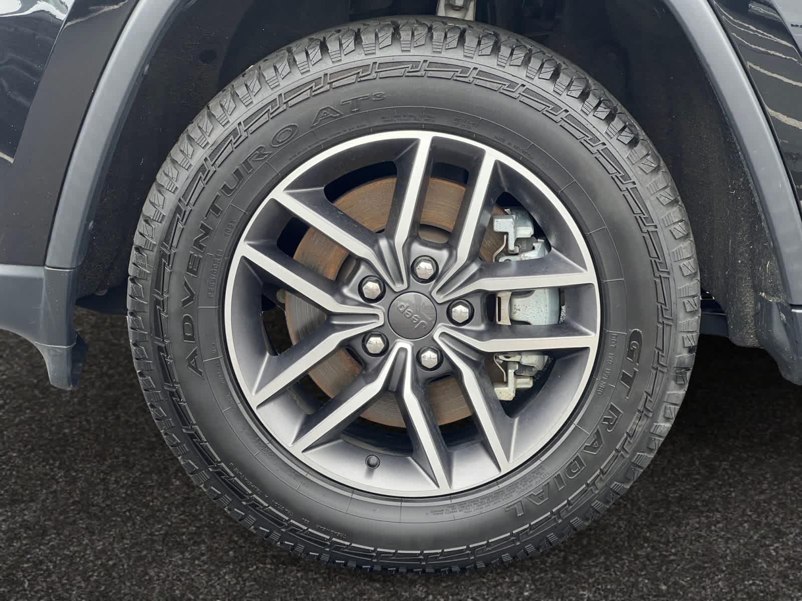 Vehicle image 11 of 20