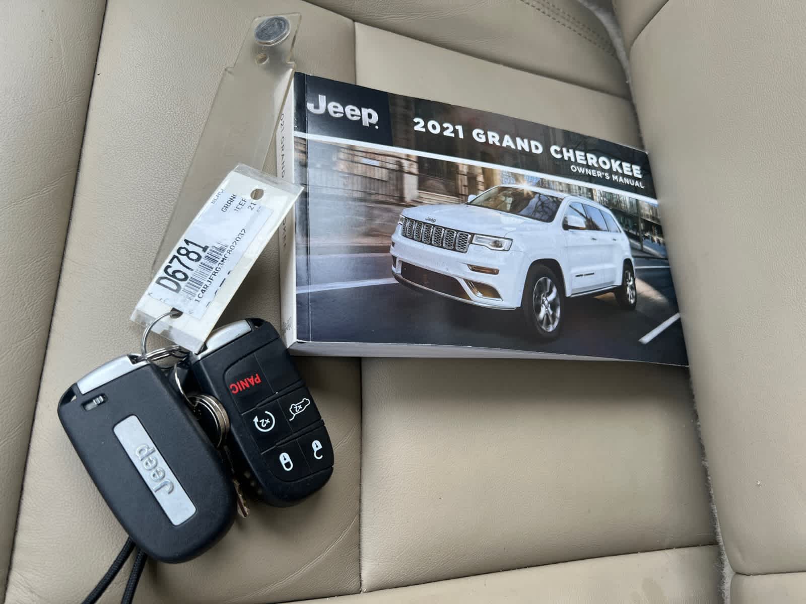 Vehicle image 12 of 20
