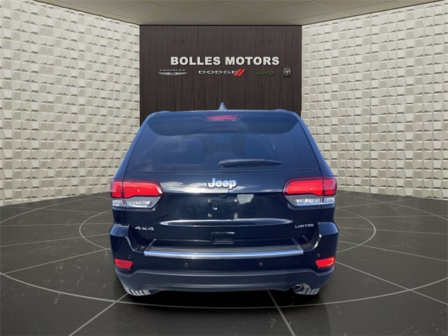 Vehicle image 6 of 26