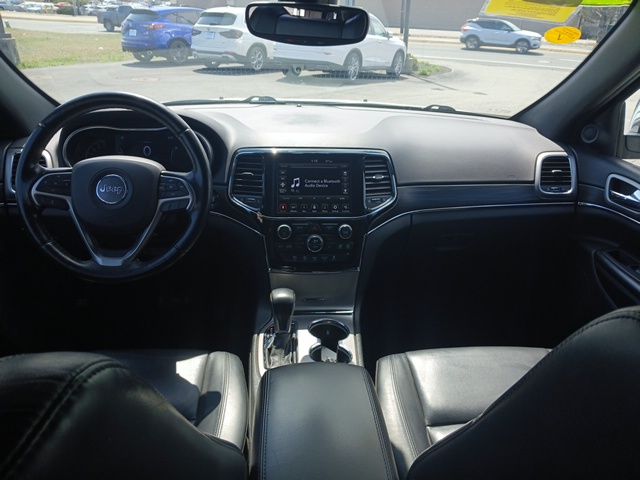 Vehicle image 13 of 31