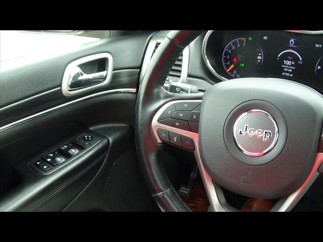 Vehicle image 18 of 23