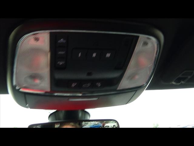 Vehicle image 21 of 23