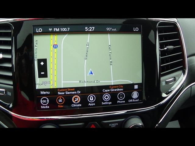 Vehicle image 19 of 23