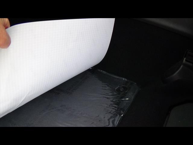 Vehicle image 13 of 23