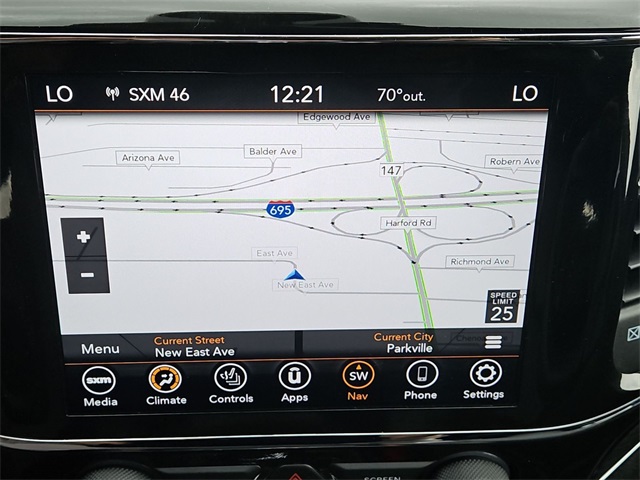 Vehicle image 13 of 25