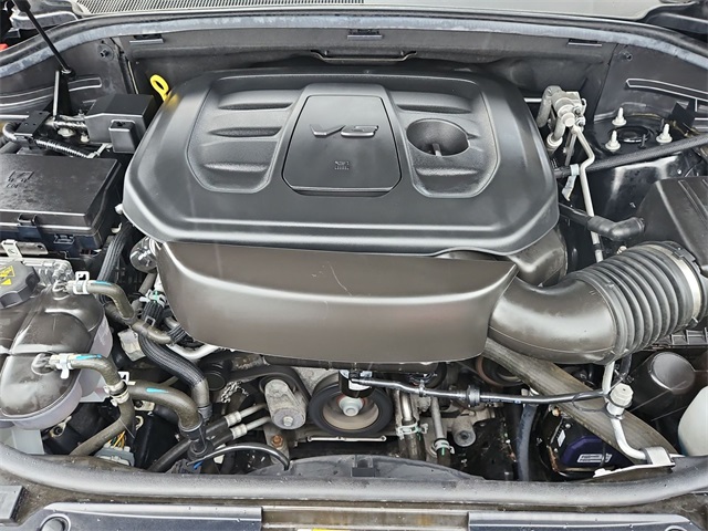 Vehicle image 24 of 25