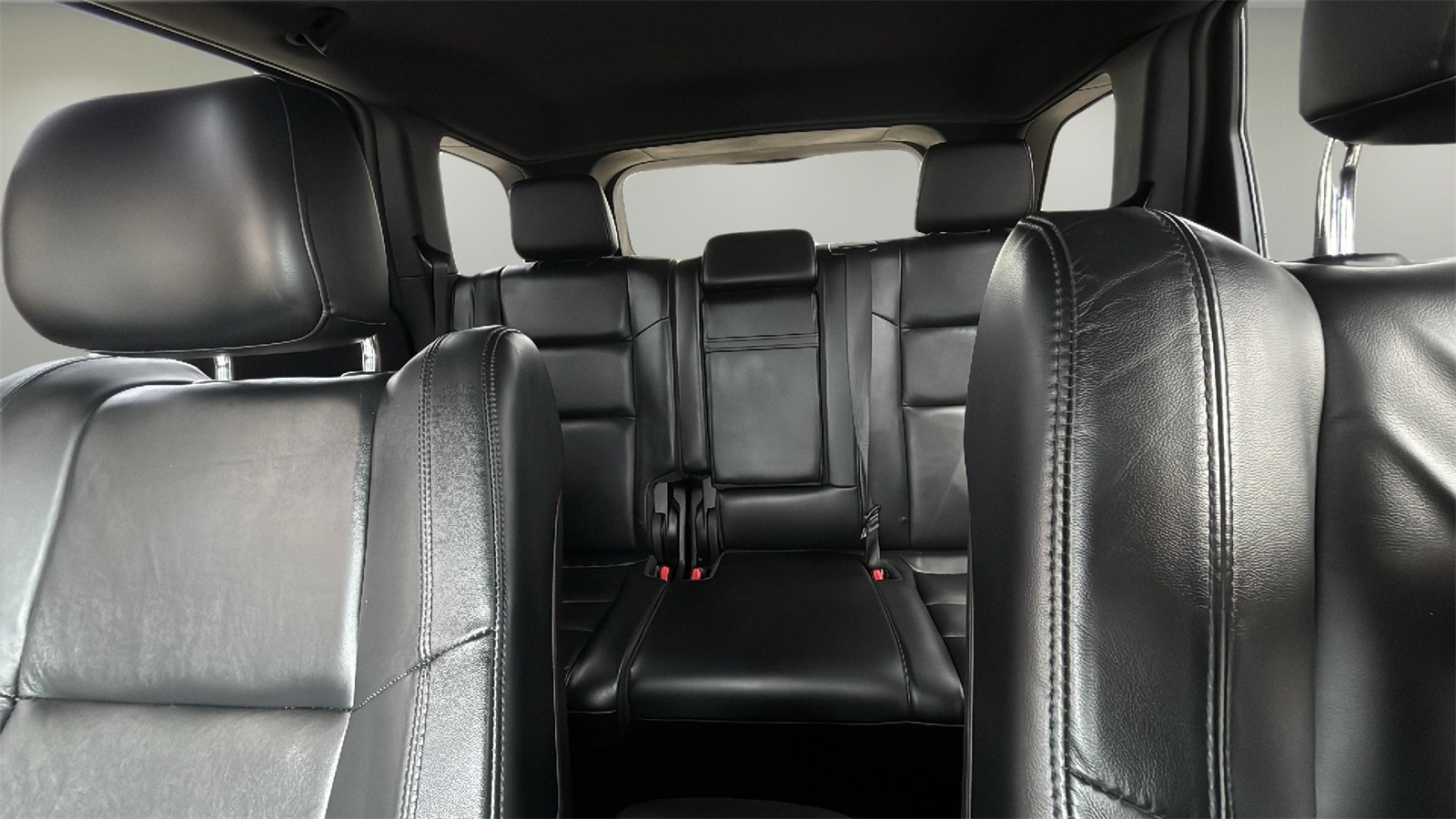 Vehicle image 12 of 23