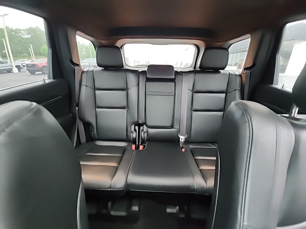 Vehicle image 24 of 37