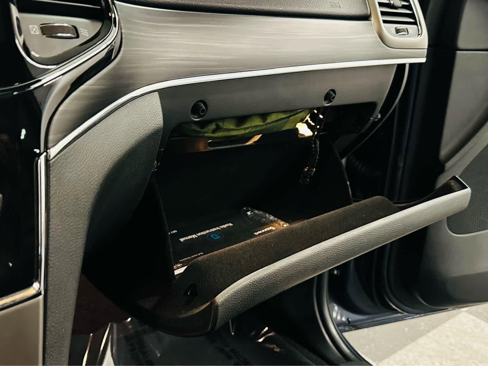 Vehicle image 18 of 29