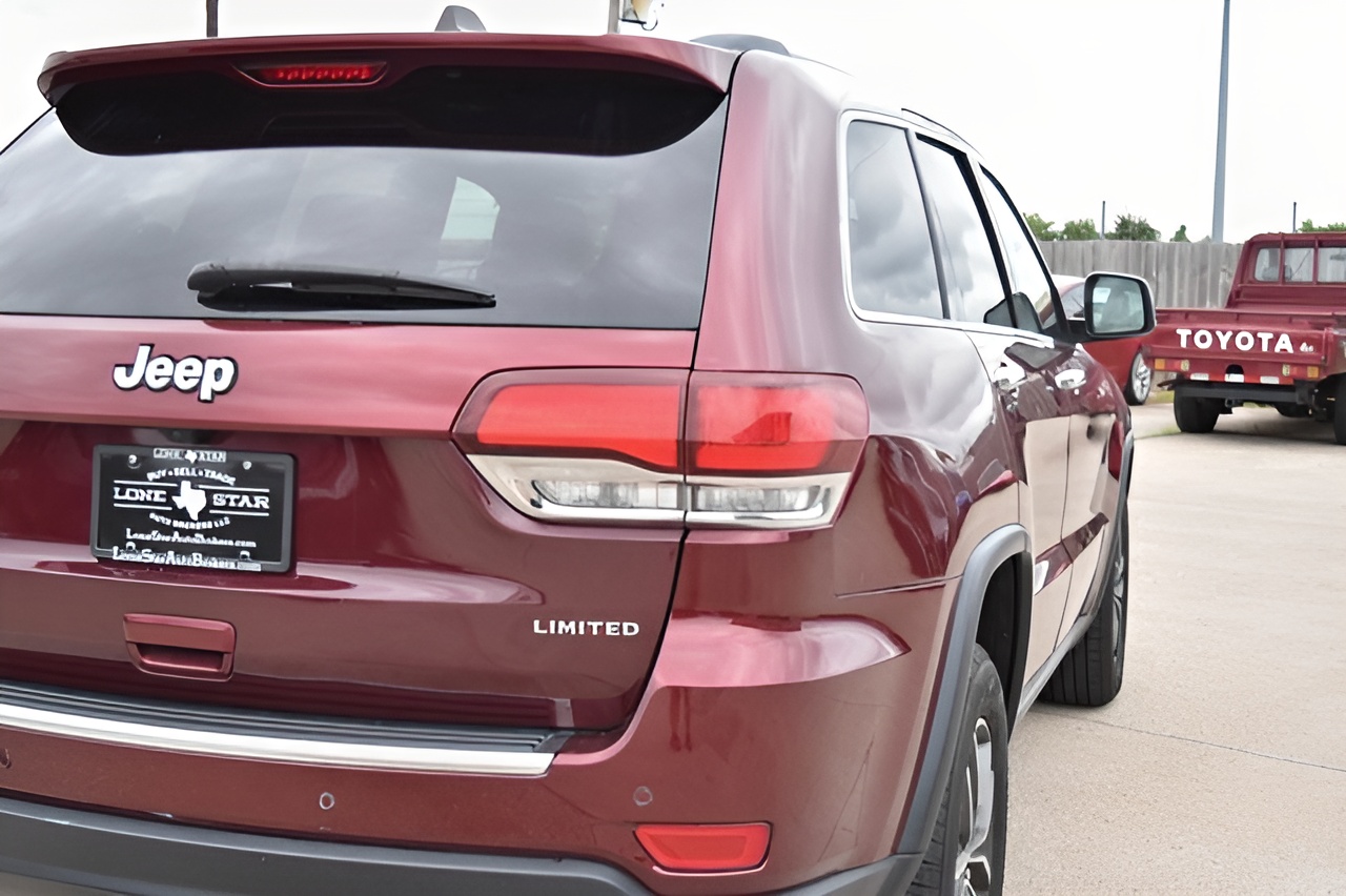Vehicle image 50 of 53