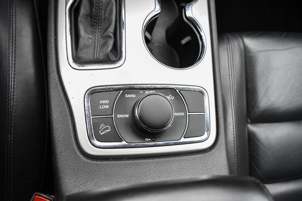 Vehicle image 26 of 53