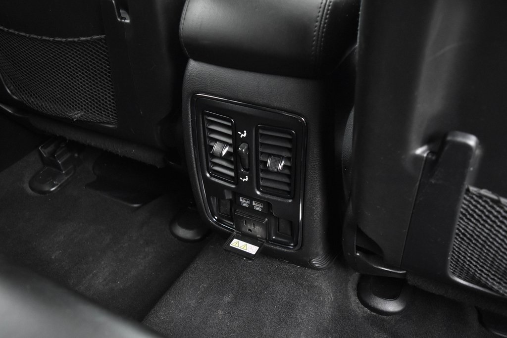 Vehicle image 36 of 53