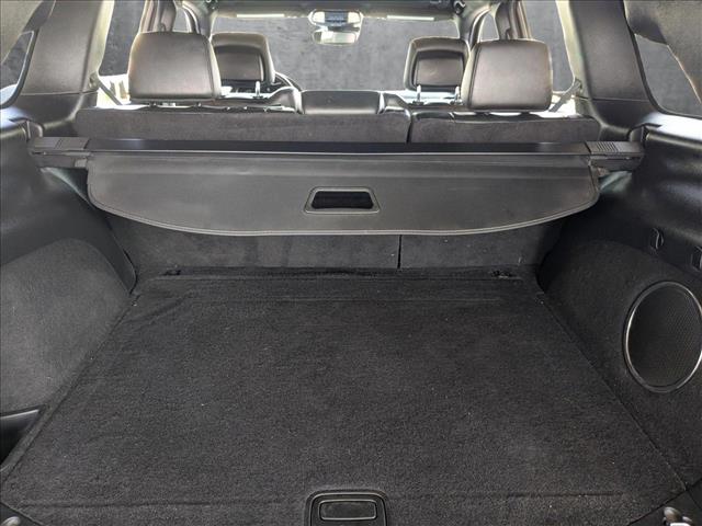 Vehicle image 9 of 28