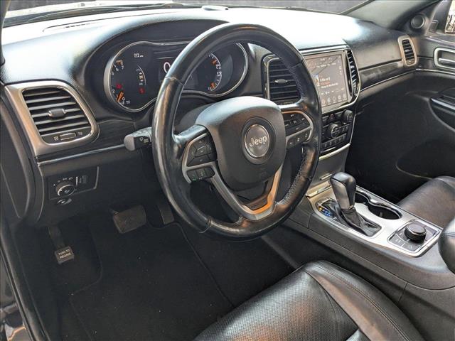Vehicle image 10 of 28