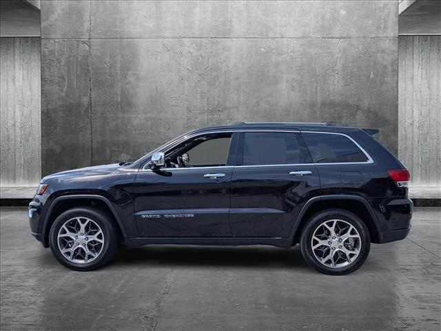 Vehicle image 8 of 28