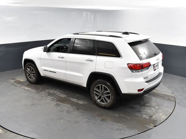 Vehicle image 19 of 51