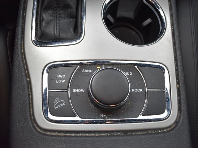 Vehicle image 42 of 51