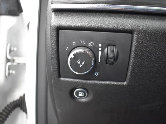 Vehicle image 48 of 51
