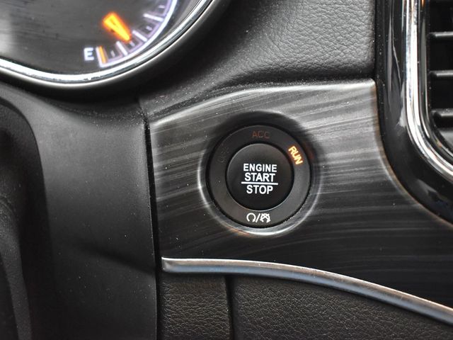 Vehicle image 43 of 51
