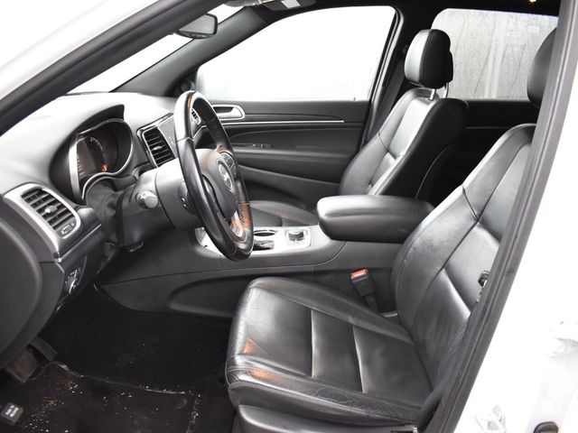 Vehicle image 34 of 51