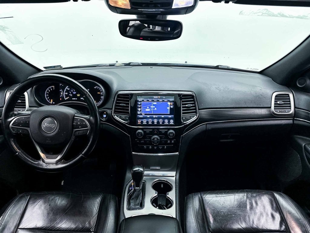 Vehicle image 21 of 37