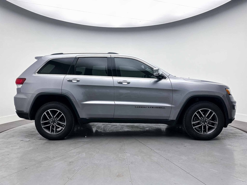 Vehicle image 4 of 37