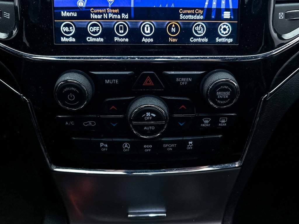 Vehicle image 23 of 37