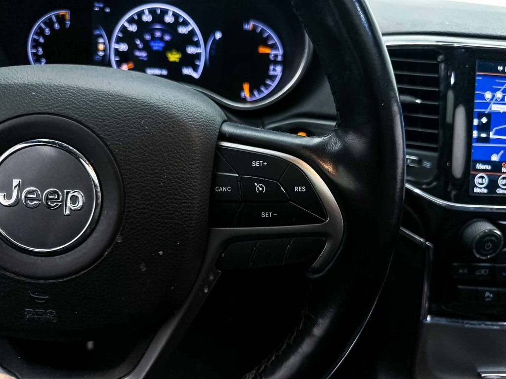 Vehicle image 29 of 37