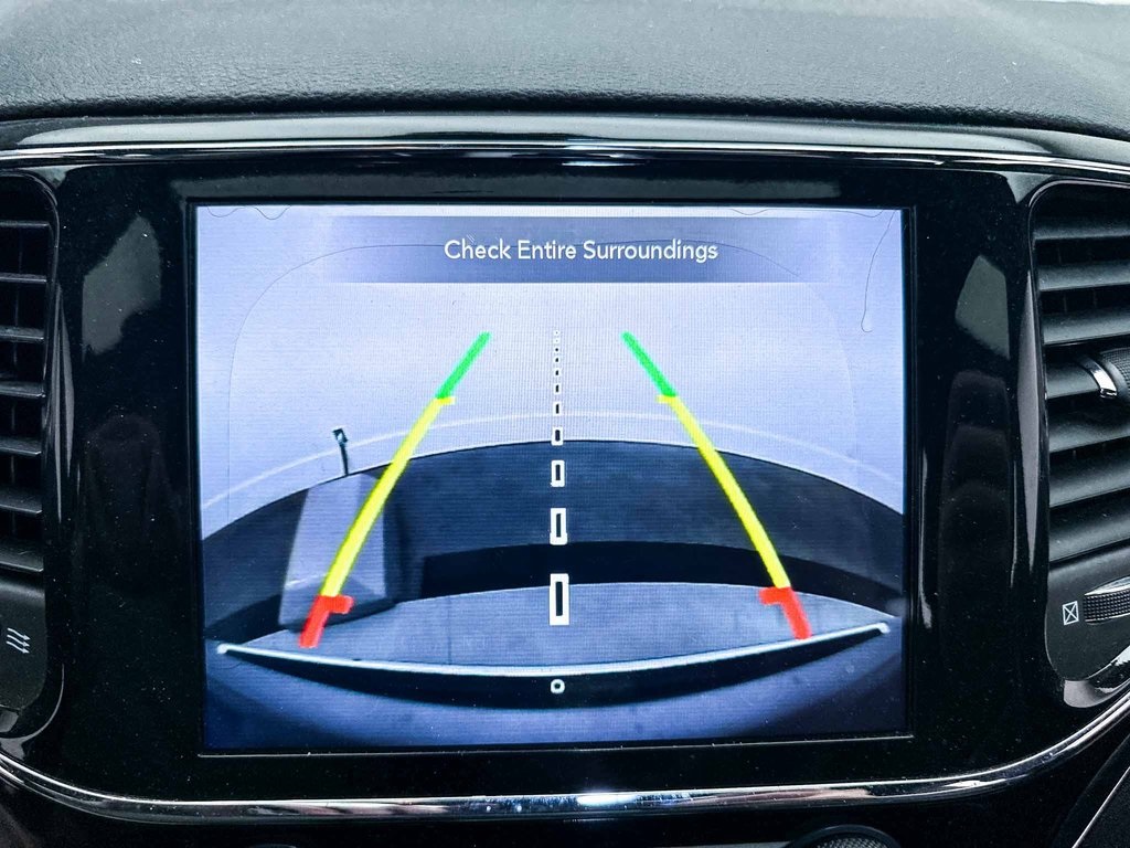 Vehicle image 14 of 37
