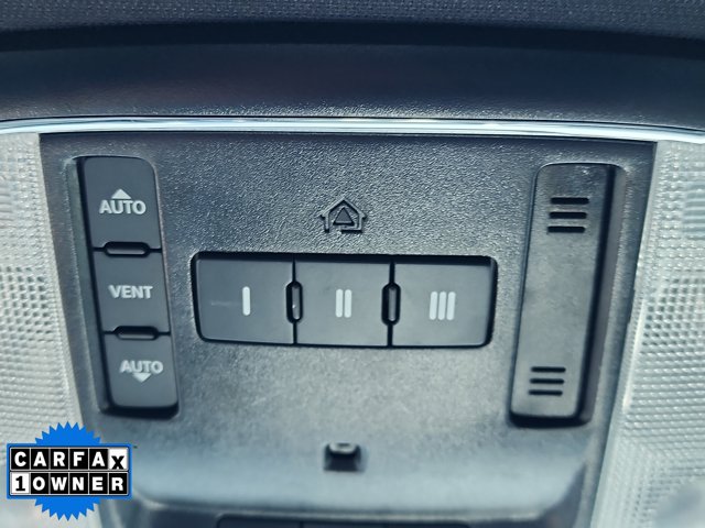 Vehicle image 31 of 51