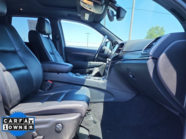 Vehicle image 23 of 51
