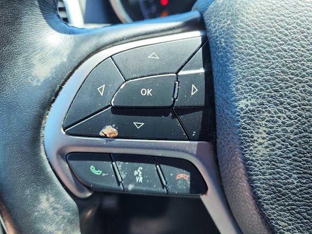 Vehicle image 33 of 51