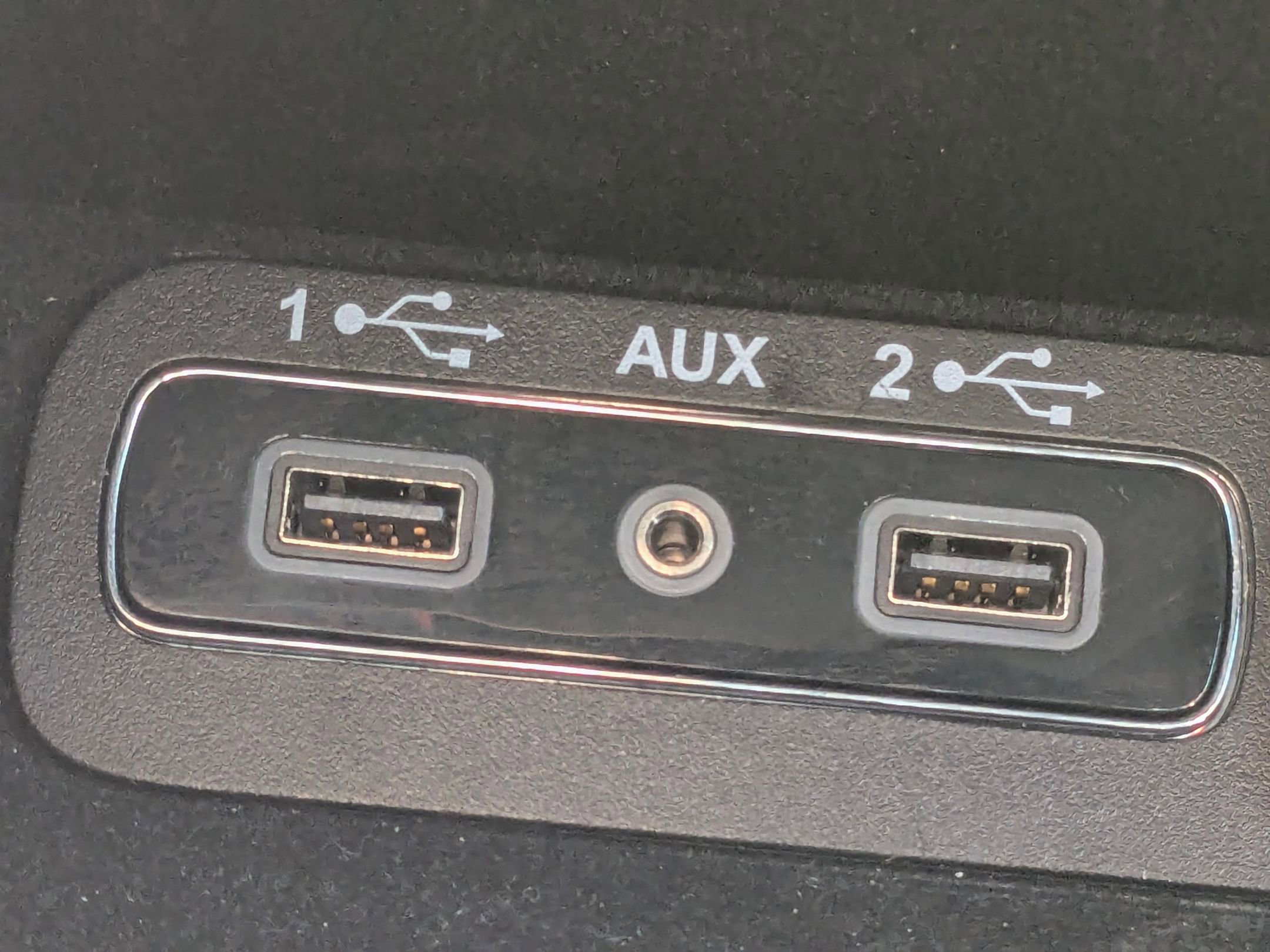 Vehicle image 28 of 31