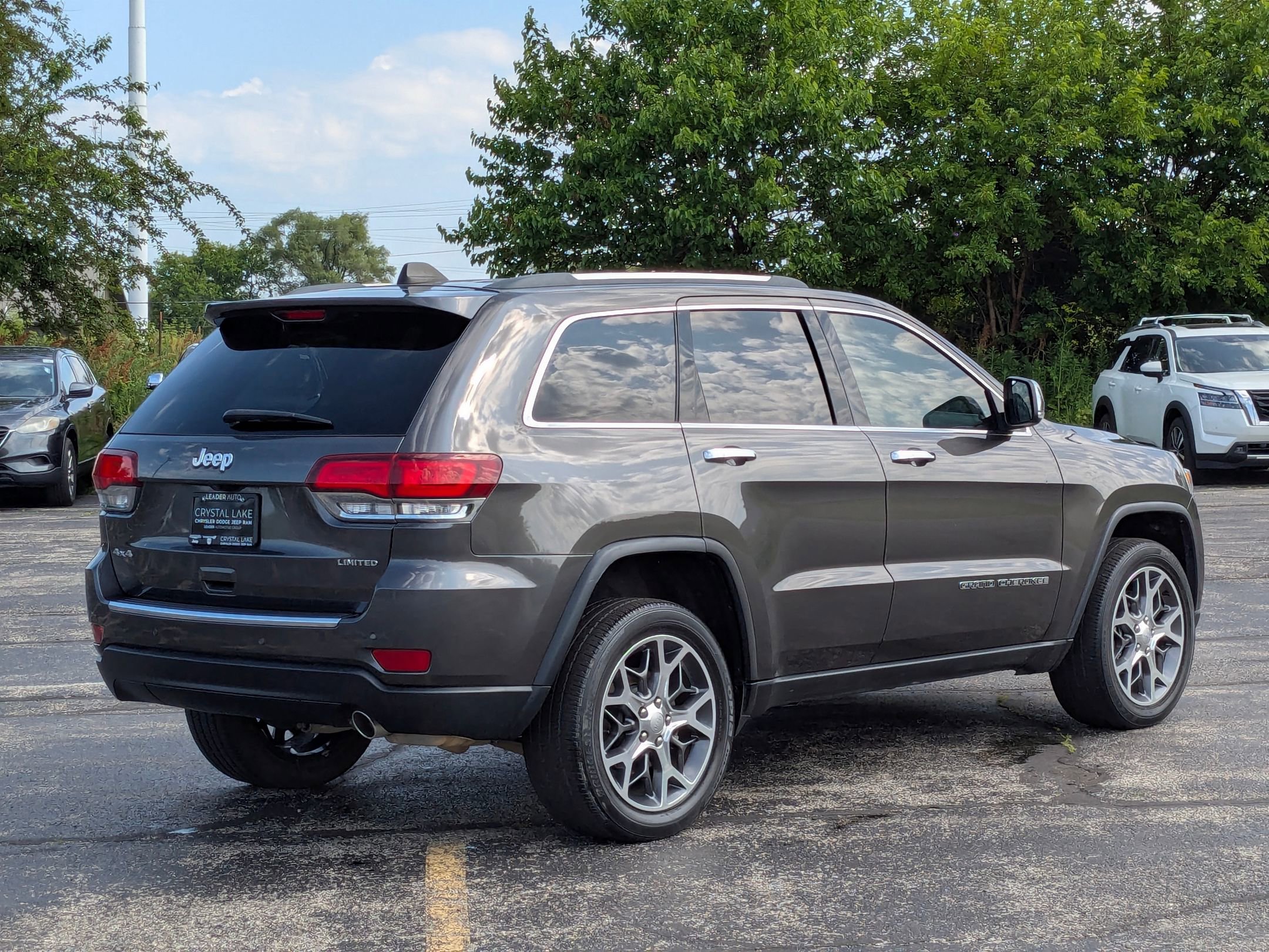 Vehicle image 5 of 31