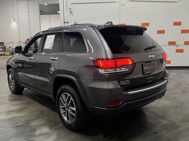 Vehicle image 6 of 31