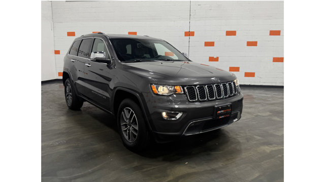 Vehicle image 3 of 31