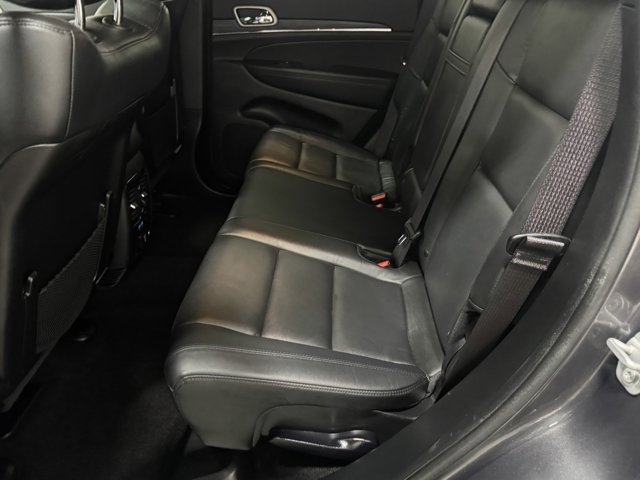 Vehicle image 15 of 31