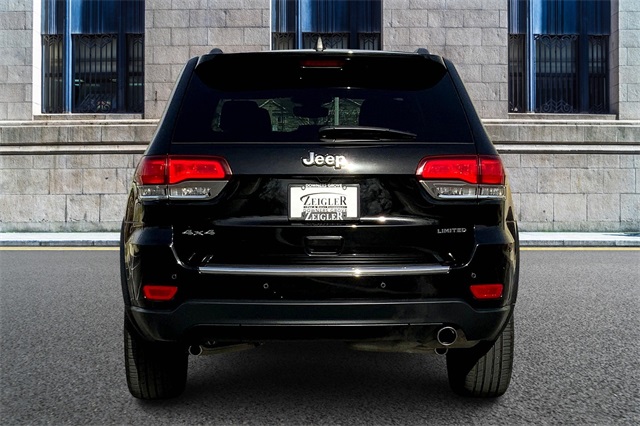 Vehicle image 5 of 34