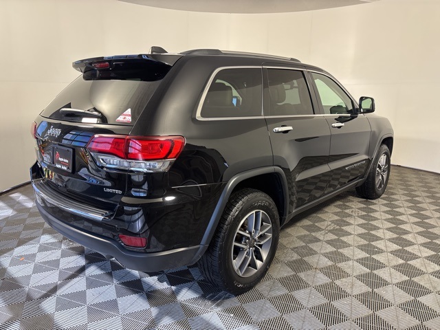 Vehicle image 4 of 18