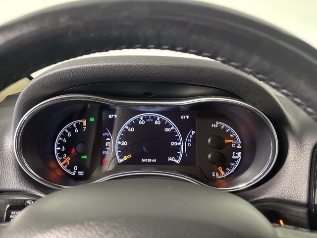Vehicle image 11 of 18
