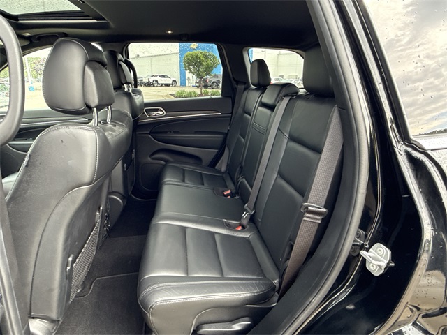 Vehicle image 20 of 48