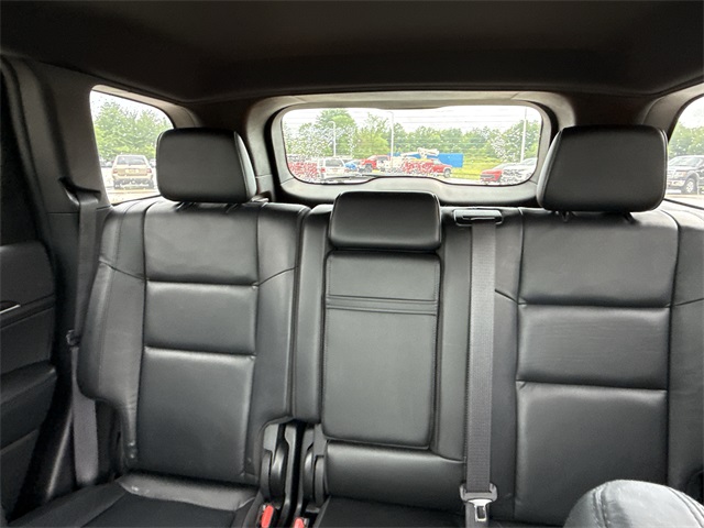 Vehicle image 21 of 48