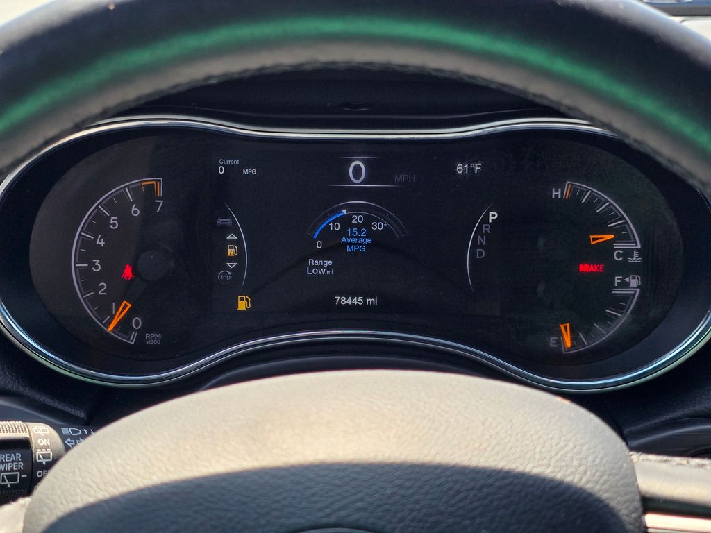 Vehicle image 26 of 30