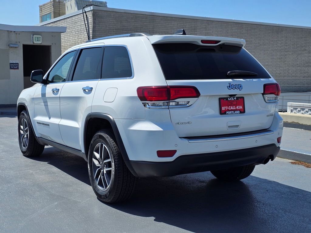 Vehicle image 7 of 30