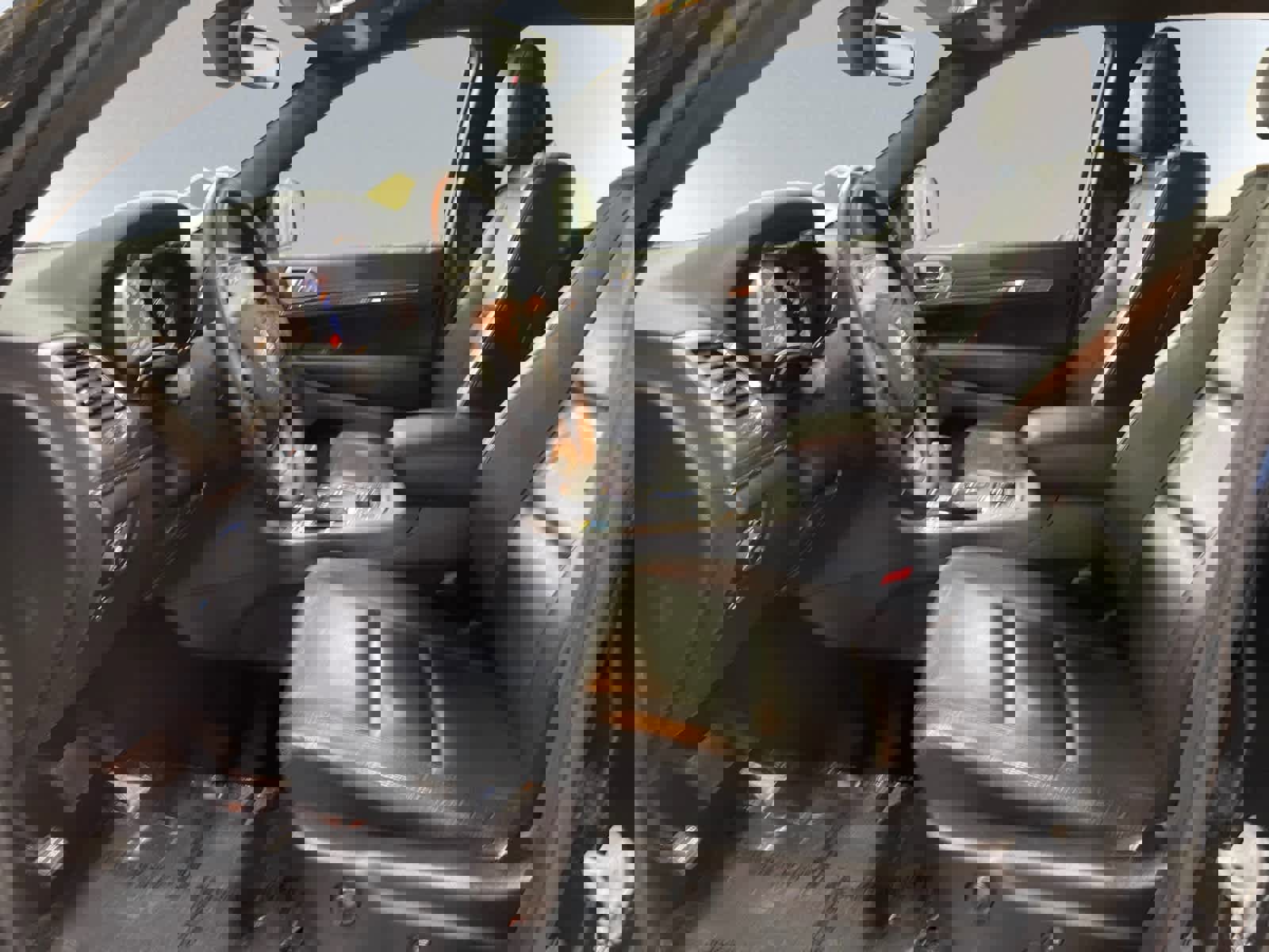 Vehicle image 6 of 20