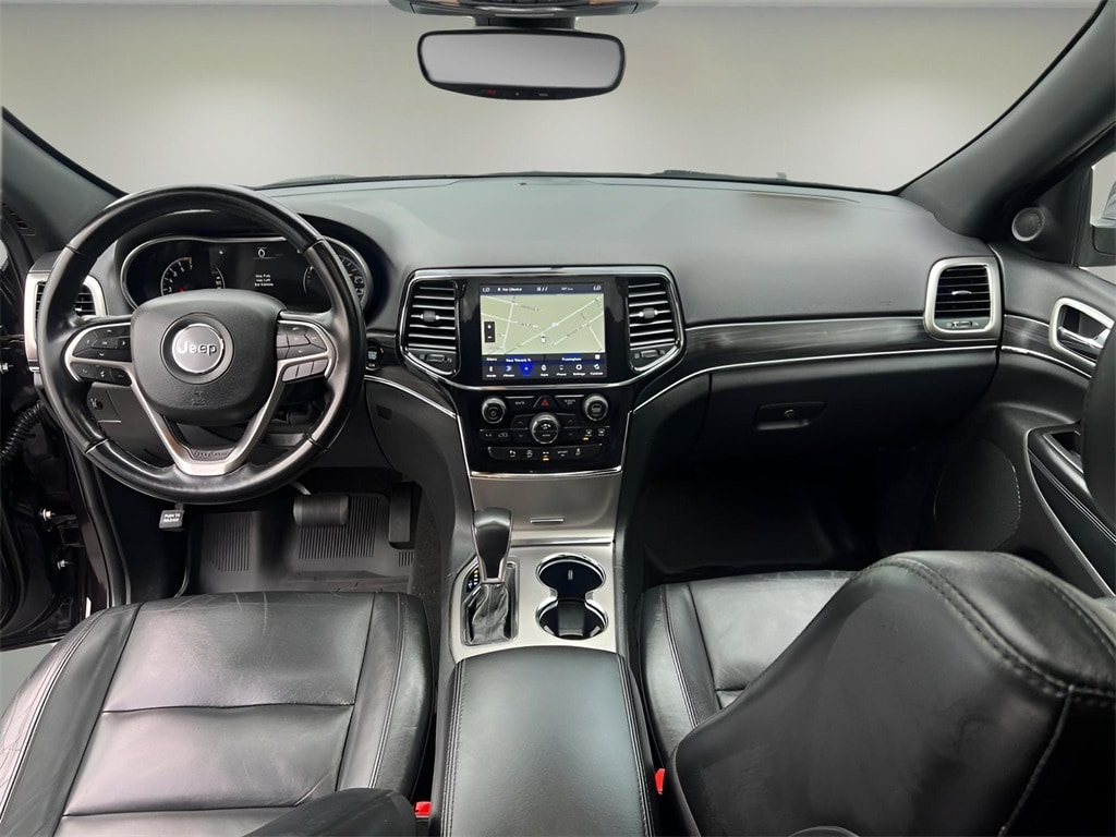 Vehicle image 18 of 36