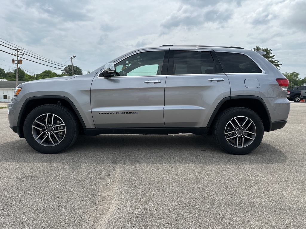Vehicle image 7 of 41