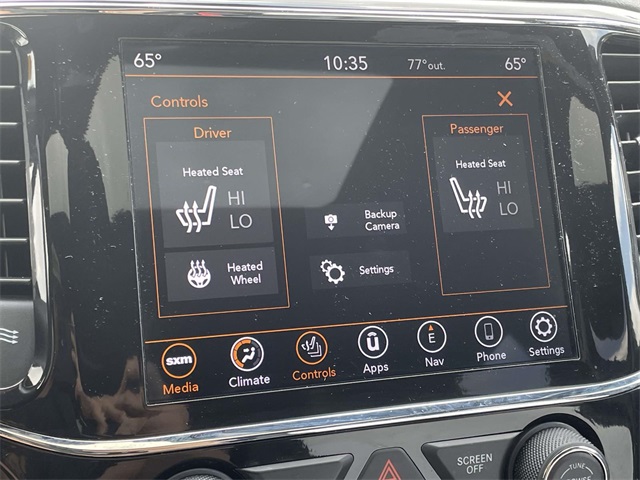 Vehicle image 23 of 40