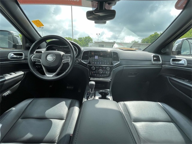 Vehicle image 15 of 40