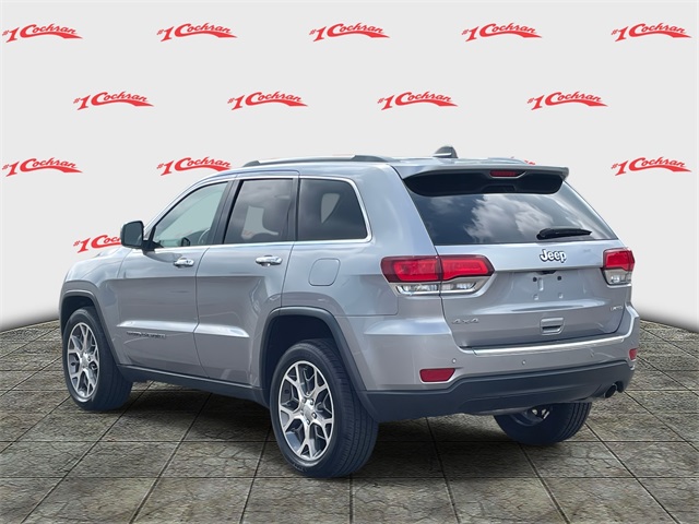 Vehicle image 7 of 40